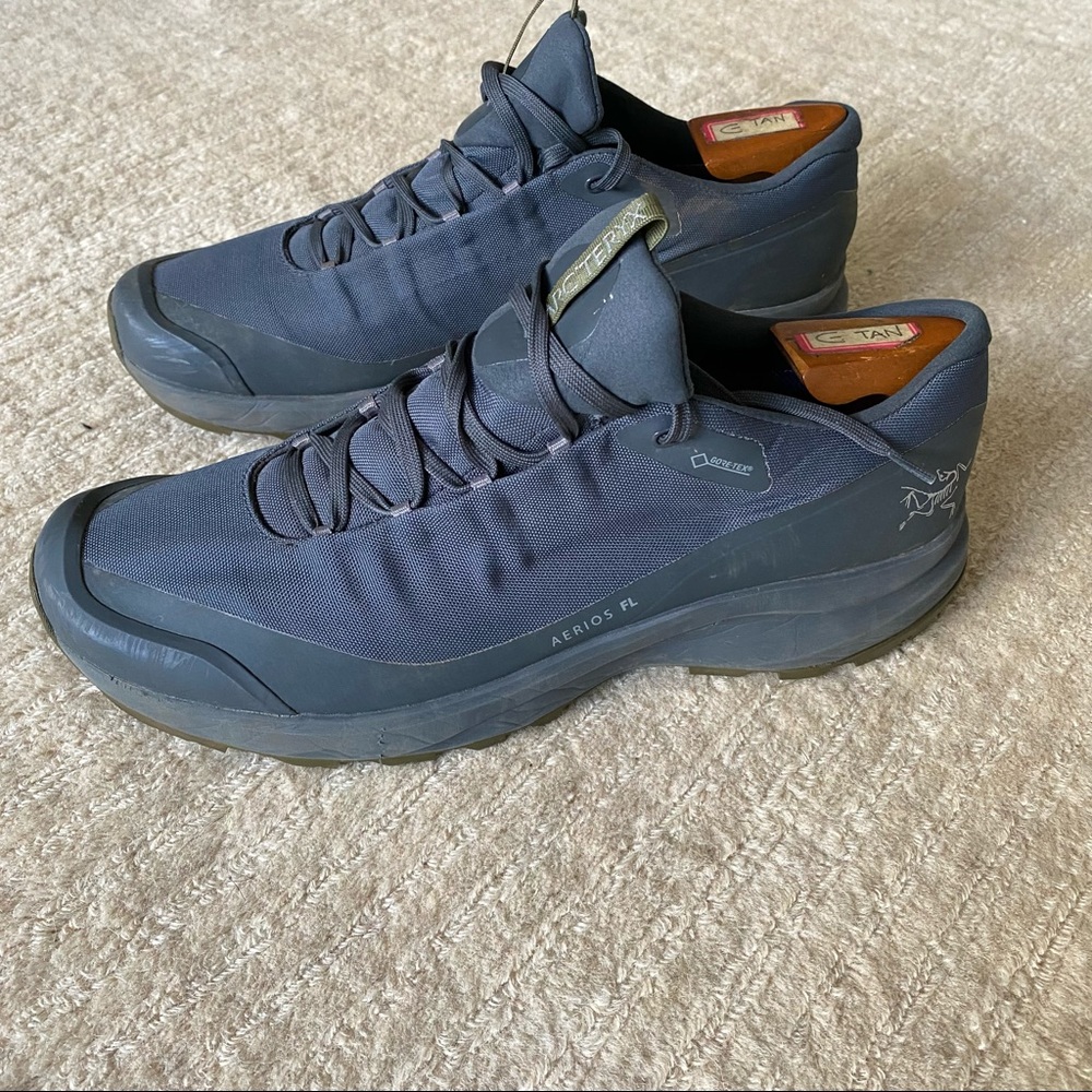 Arc’teryx Aerios FL GTX hiking shoes. Worn a handful of times like new!